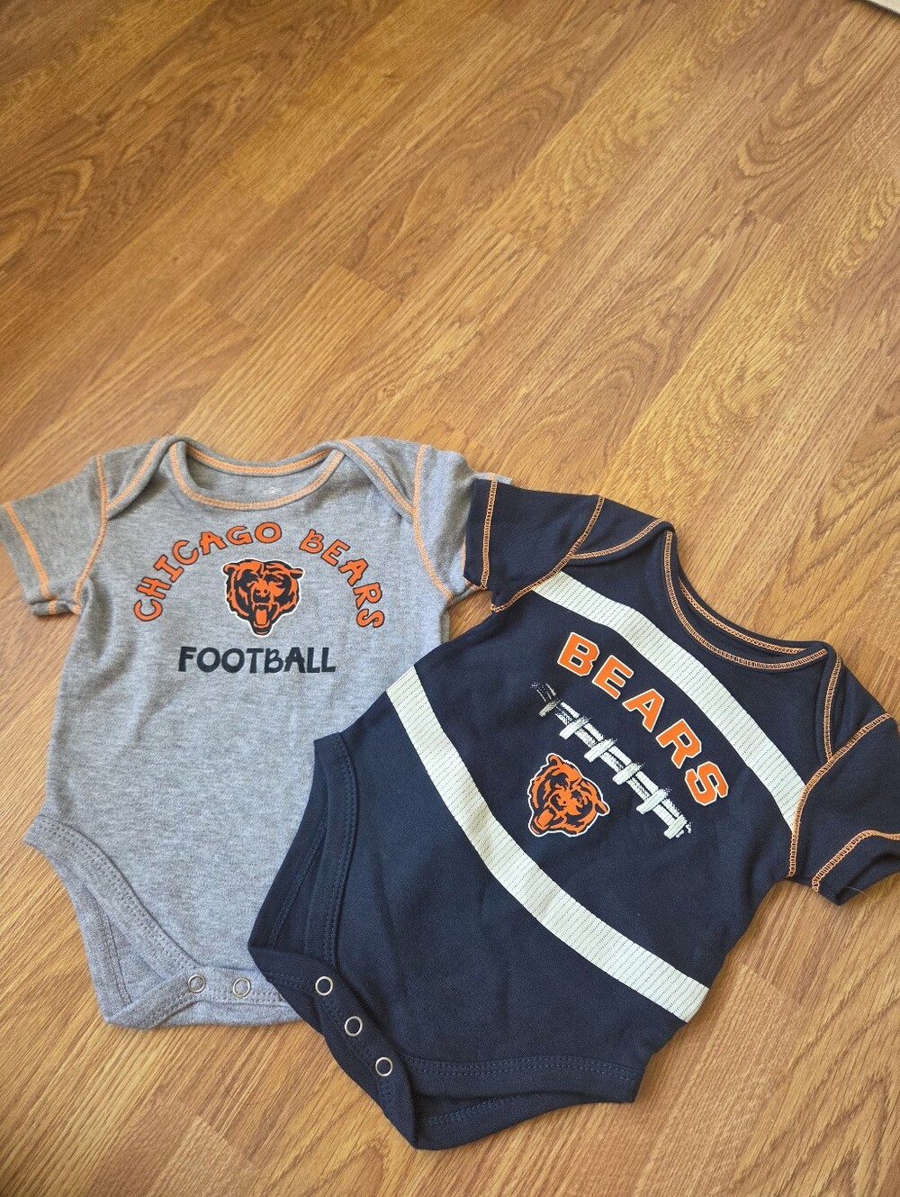 NFL Chicago Bears Baby 2pc Set 0-3M, 3-6M Football